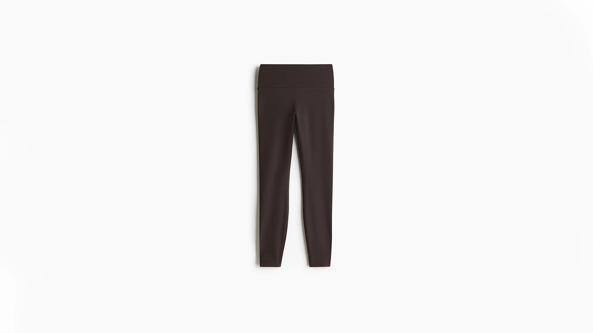 H&M MOVE’S SOFTEST LEGGINGS GET A HIGH-PERFORMANCE BOOST
